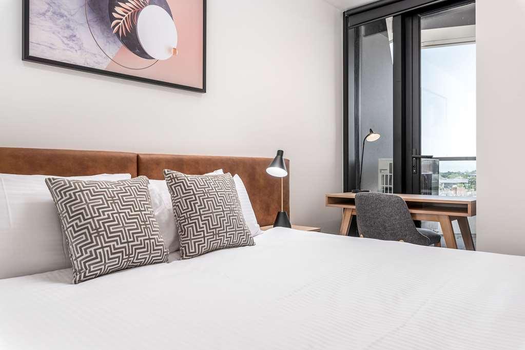Domi Serviced Apartments Глен Уейвърли Стая снимка