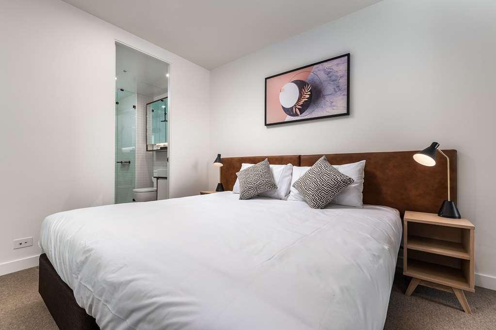 Domi Serviced Apartments Глен Уейвърли Стая снимка