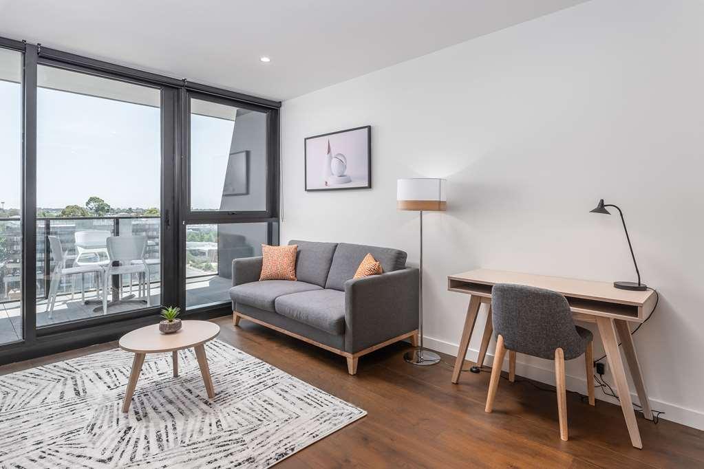 Domi Serviced Apartments Глен Уейвърли Стая снимка