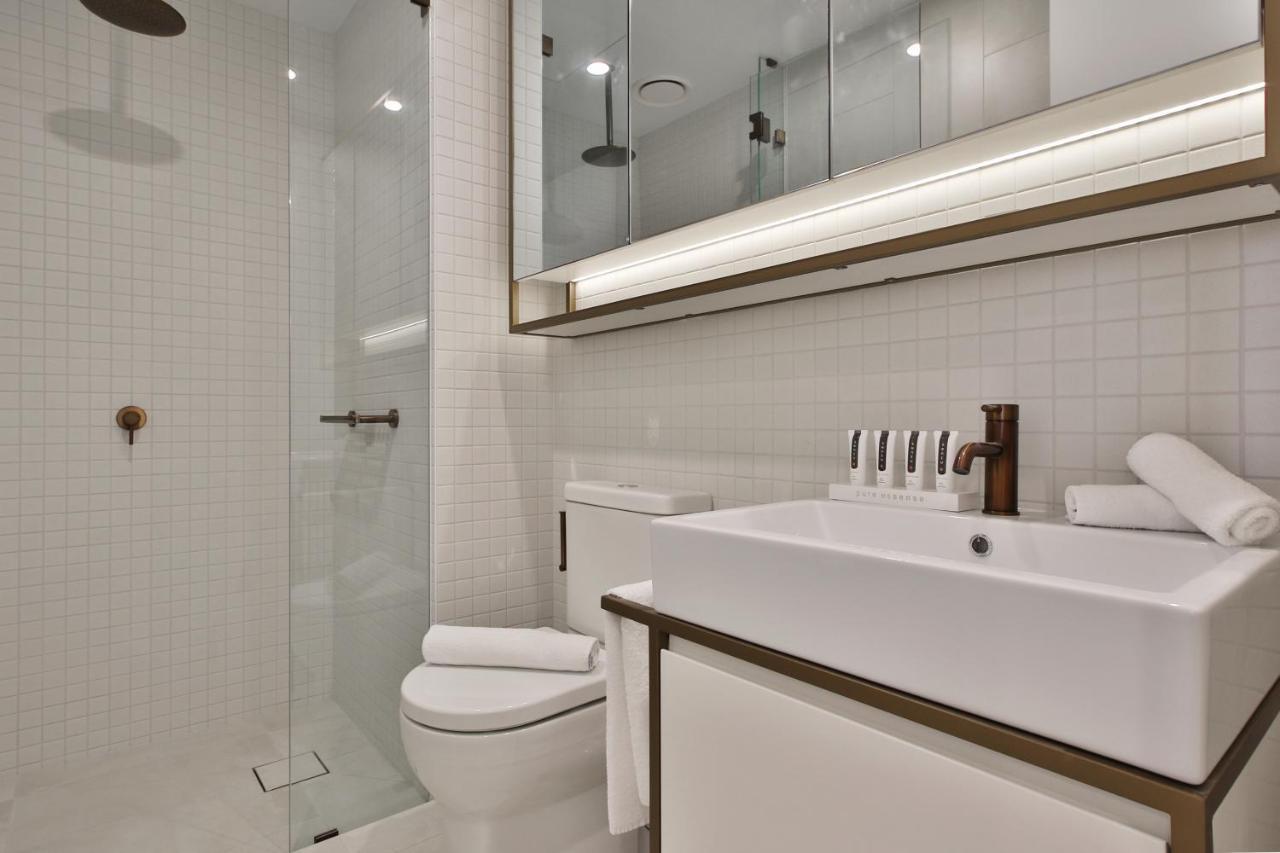 Domi Serviced Apartments Глен Уейвърли Екстериор снимка