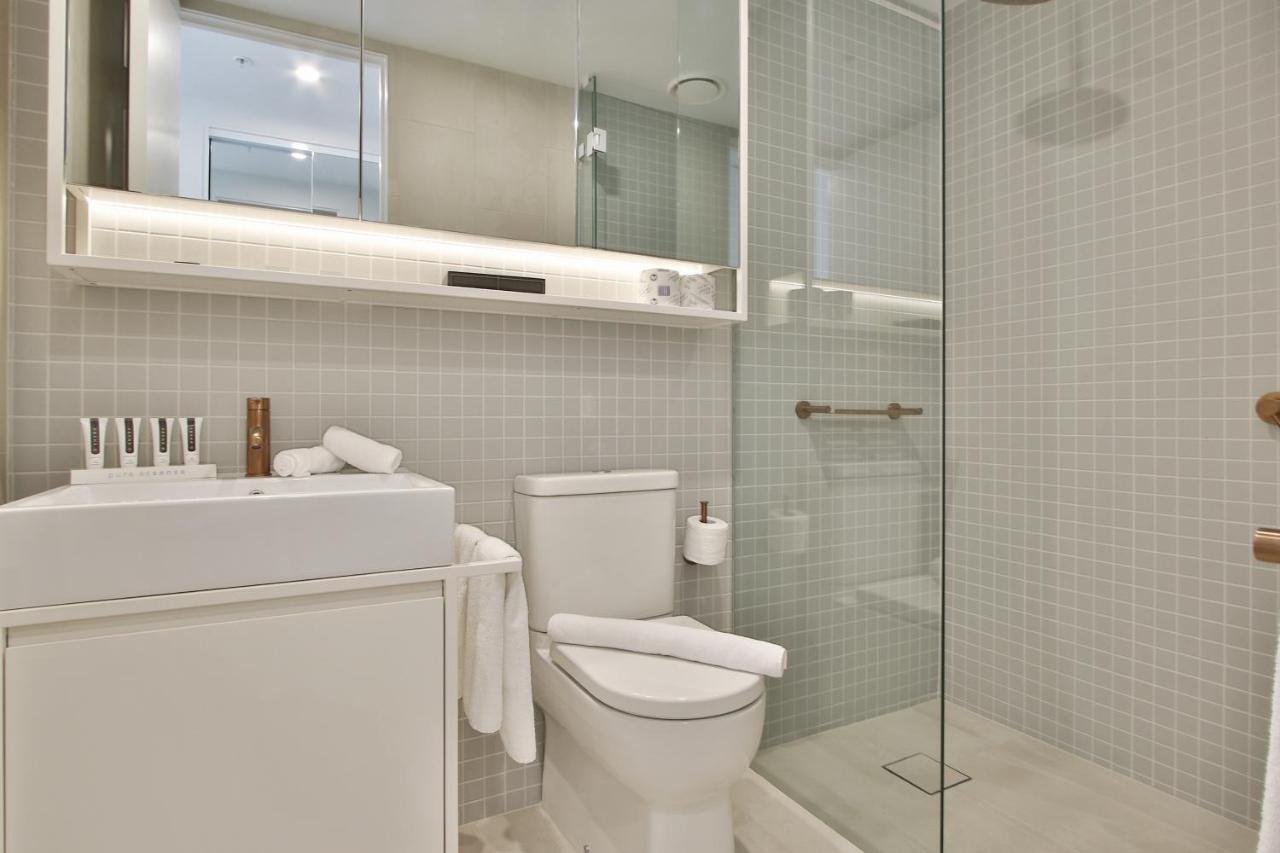 Domi Serviced Apartments Глен Уейвърли Екстериор снимка
